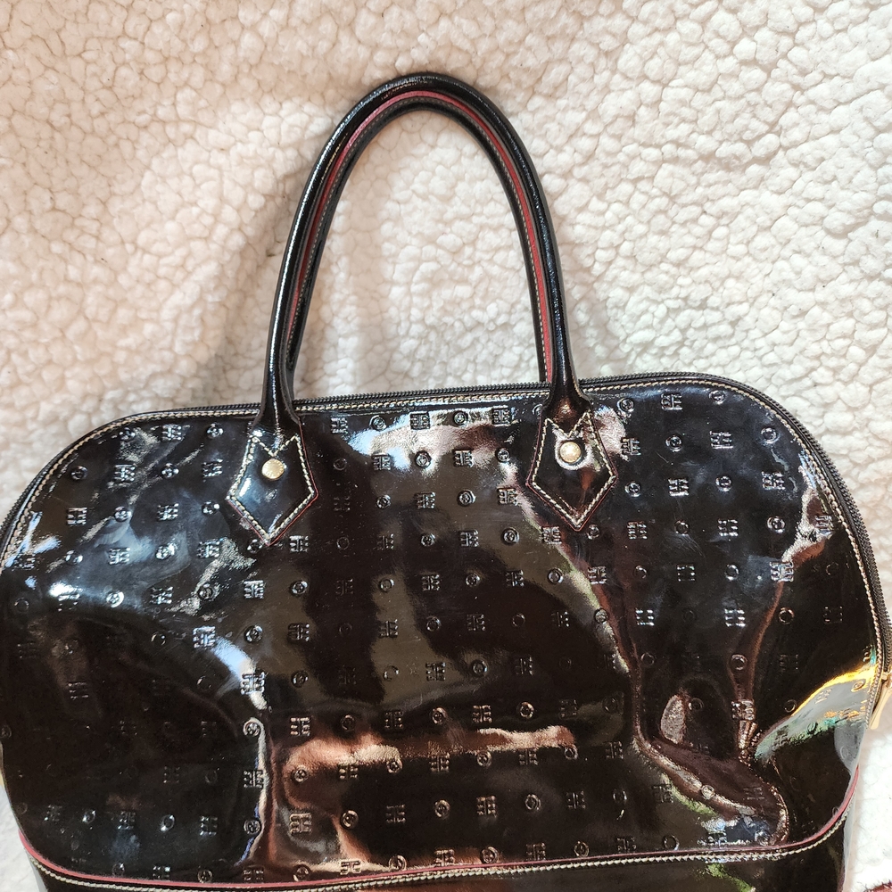 Arcadia Shiny Black Embossed Shoulder Bag